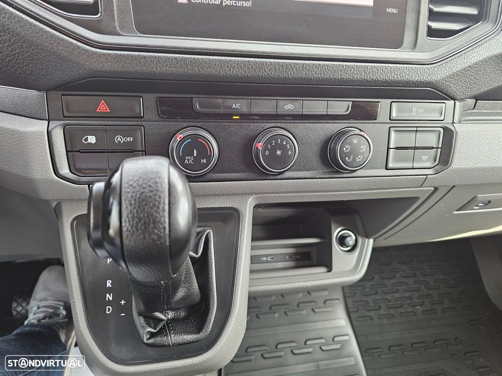 VW Crafter 35 2.0 TDI L3H3 Aut. - 16