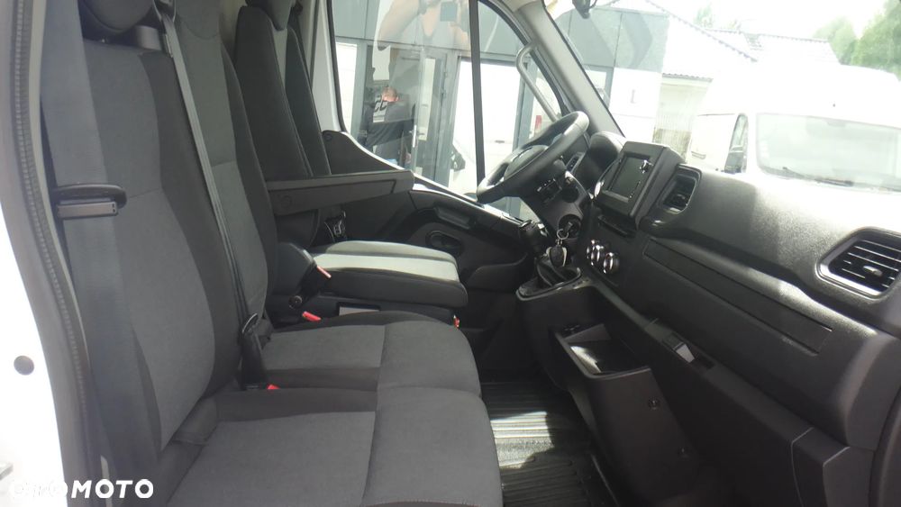 Renault Master - 10
