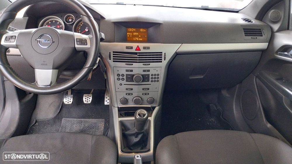 Opel Astra GTC 1.6 17 - 13