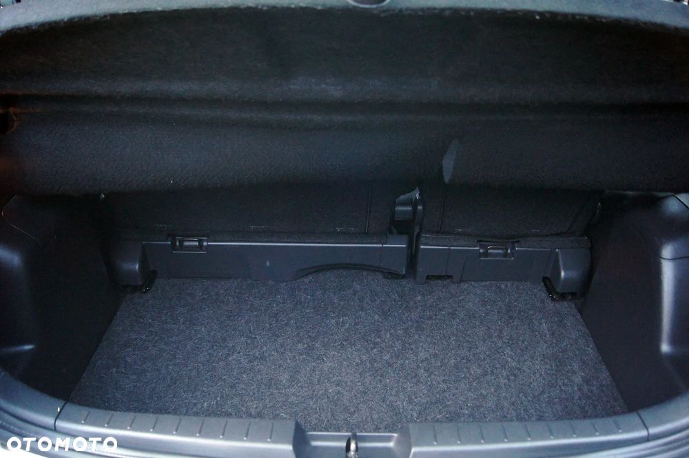Toyota Yaris 1.33 VVT-i Cool+ - 25