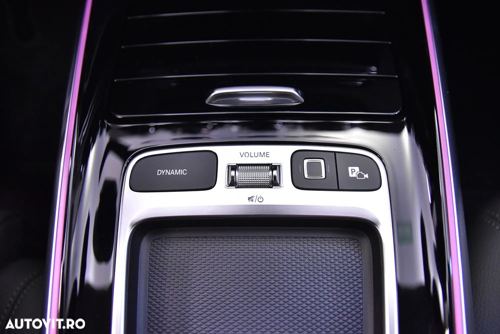 Mercedes-Benz EQA 250+ - 17