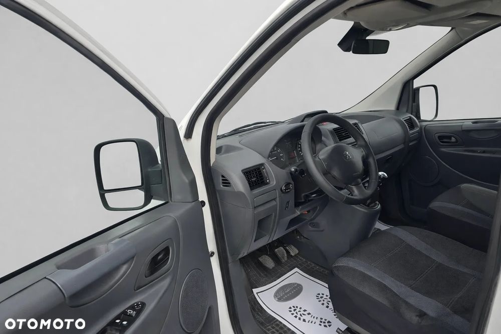 Peugeot Expert - 9