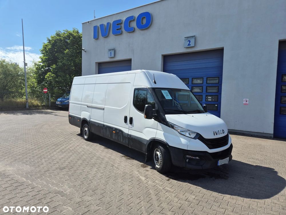 Iveco 35S16V (32724) - 3