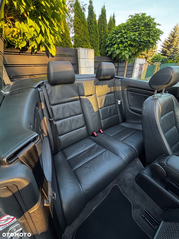 Audi A4 Cabrio 1.8 T - 12