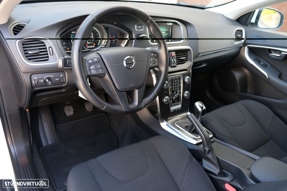 Volvo V40 2.0 D2 Momentum - 11