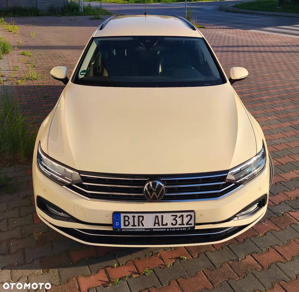 Volkswagen Passat 2.0 TDI SCR DSG Business - 21