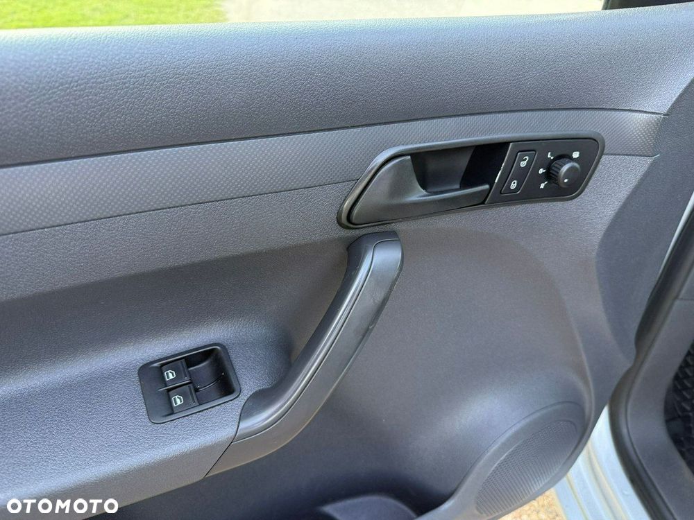 Volkswagen Caddy - 19