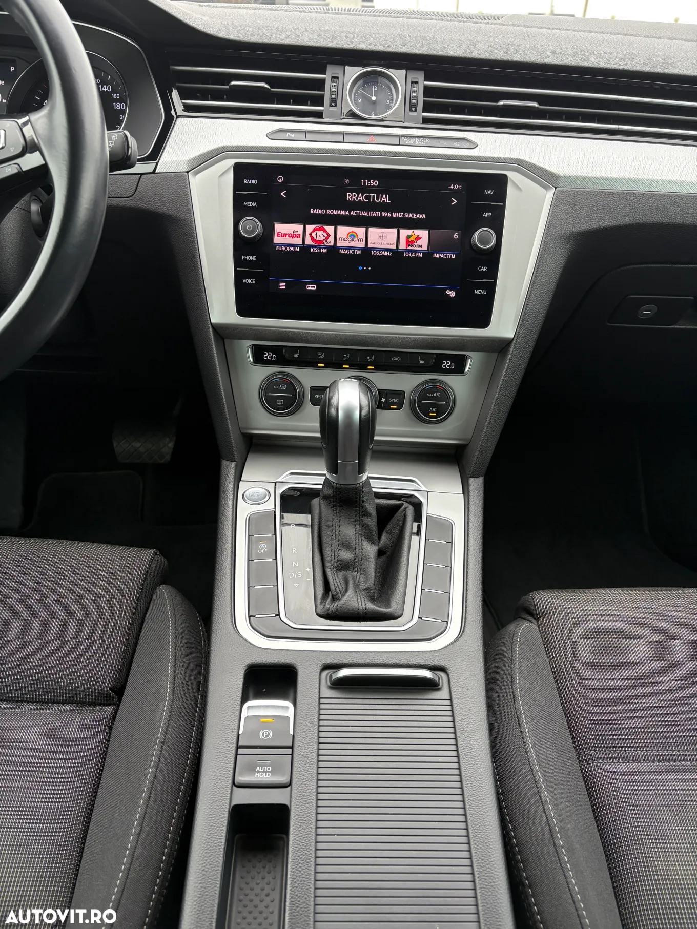 Volkswagen Passat Variant 2.0 TDI DSG Comfortline - 15