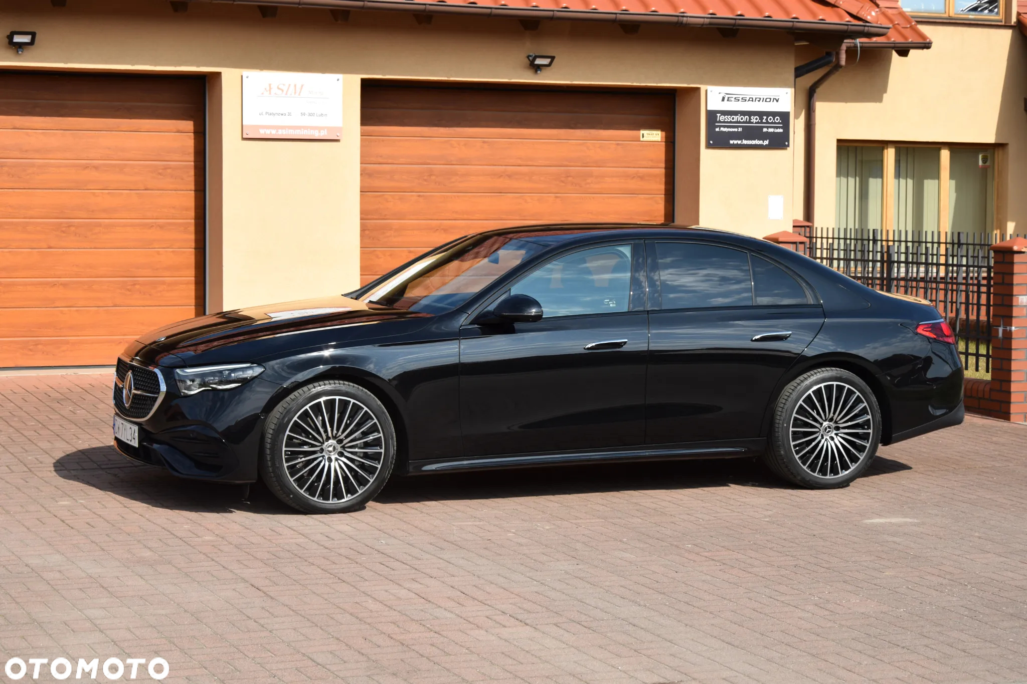 Mercedes-Benz Klasa E 220 d 4-Matic AMG/Avantgarde - 9
