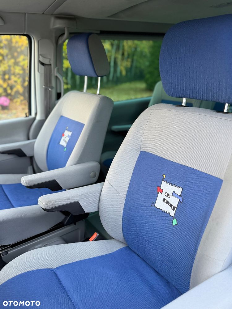 Volkswagen Multivan Standard - 13