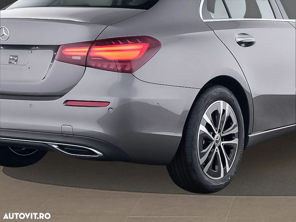 Mercedes-Benz A 200 7G-DCT Lim. Progressive Advanced - 4