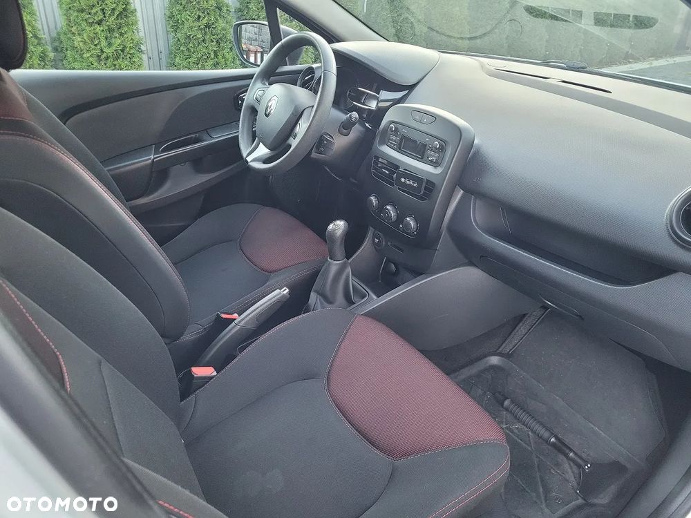 Renault Clio 1.2 16V Authentique - 15
