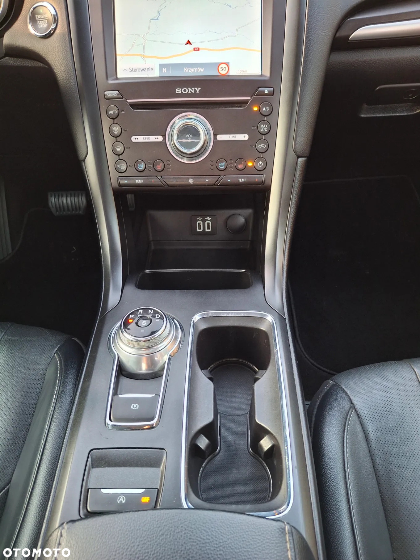 Ford Fusion 2.0 EcoBoost Titanium - 13