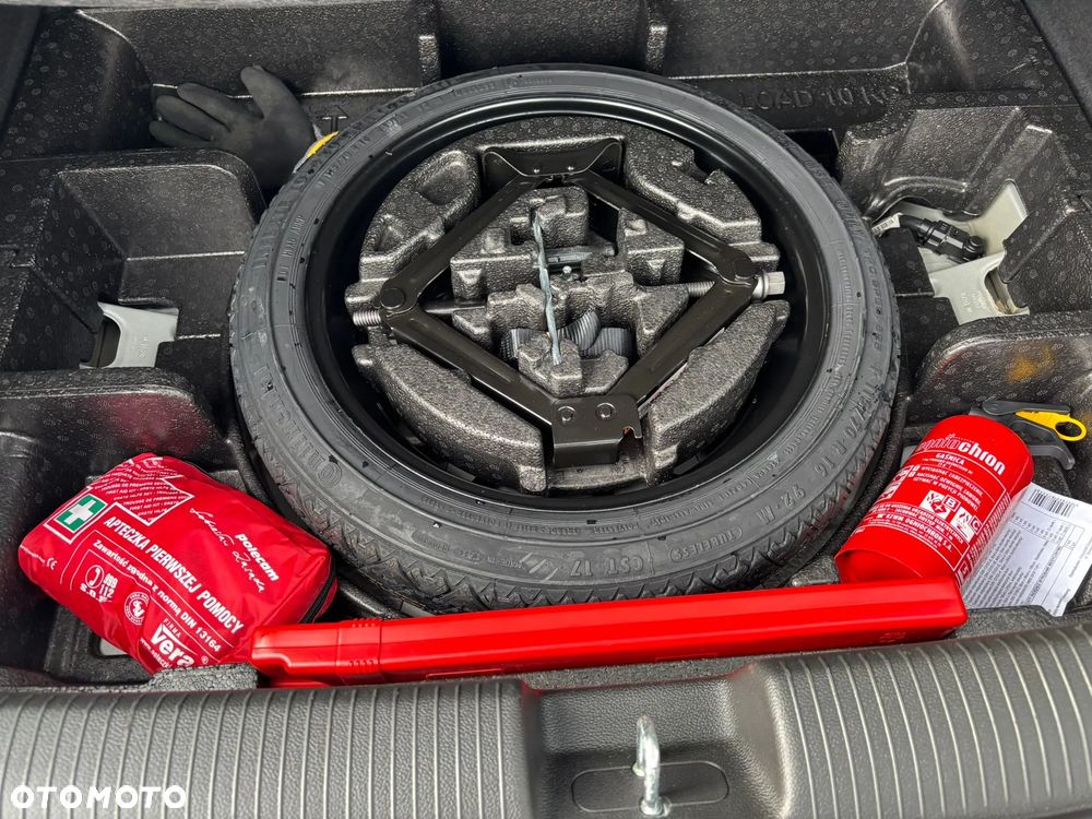 Opel Astra 1.4 T GPF Enjoy S&S - 21