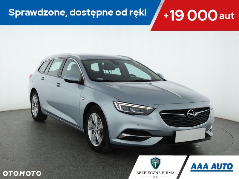 Opel Insignia - 1