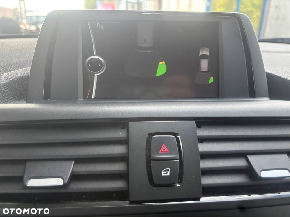 BMW Seria 1 116i - 5