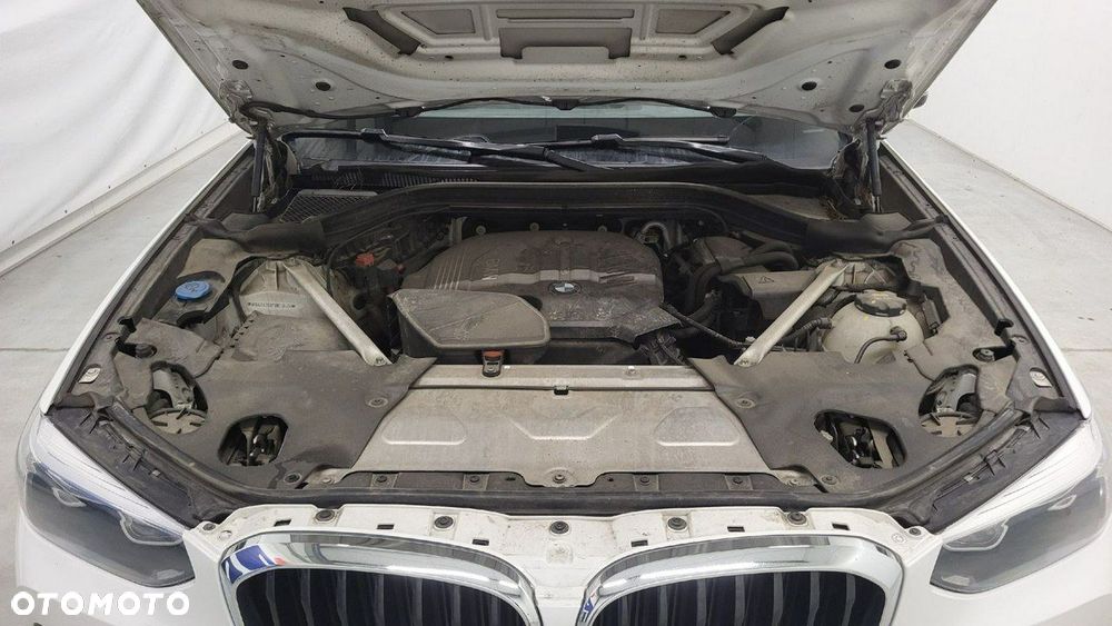 BMW X3 xDrive20d - 25