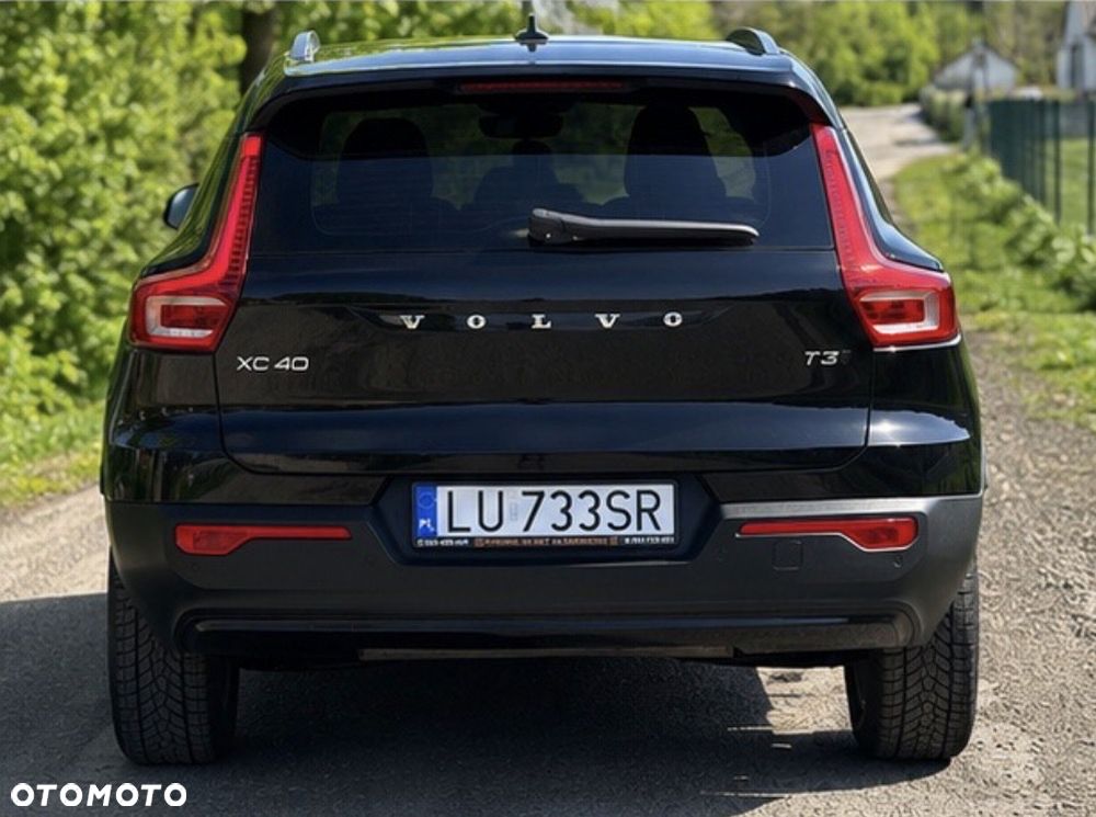 Volvo XC 40 T3 Momentum - 3