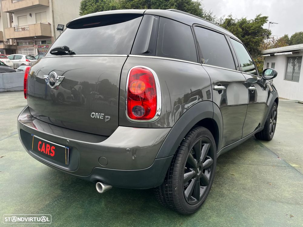 MINI Countryman One D - 7