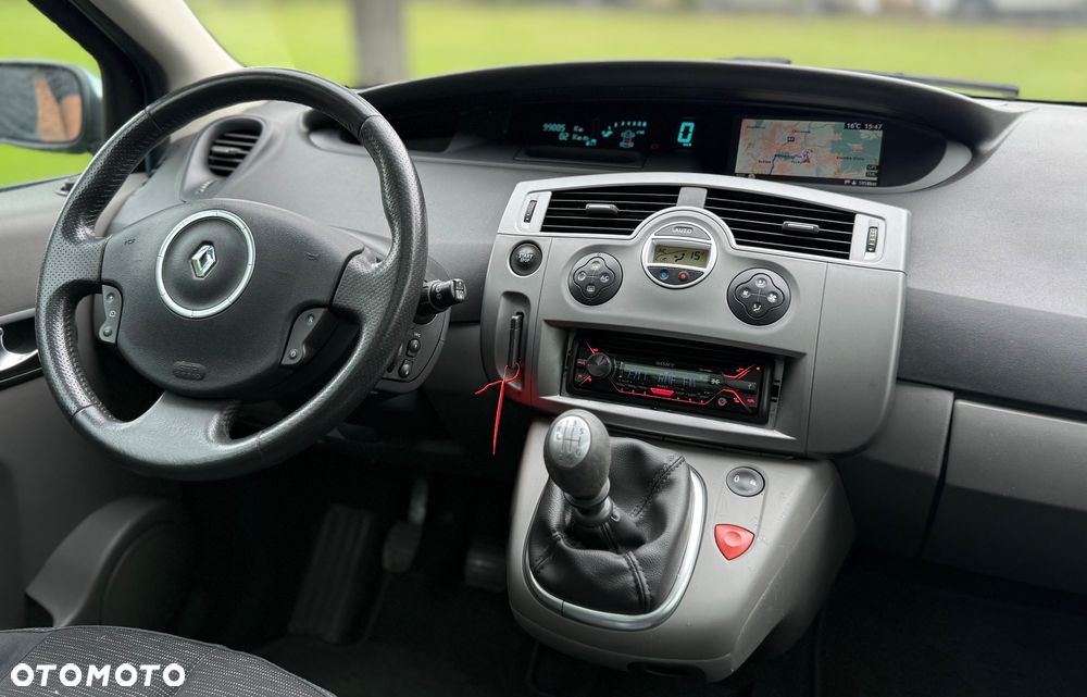 Renault Scenic - 18