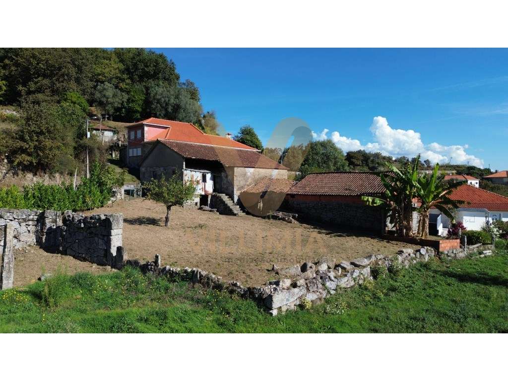 Propriedade com Duas Casas Antigas em Pedra para Restauro - Padreir... - Grande imagem: 5/33