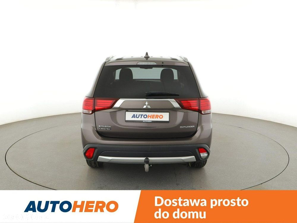 Mitsubishi Outlander 2.0 2WD Edition 100 - 6