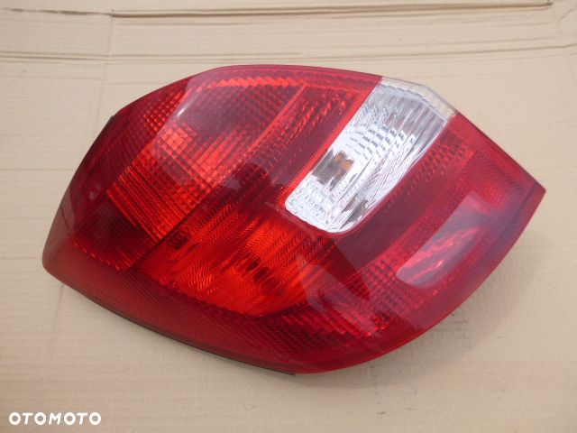 LAMPA LEWY TYŁ LEWA TYLNA SKODA FABIA II HB - 2