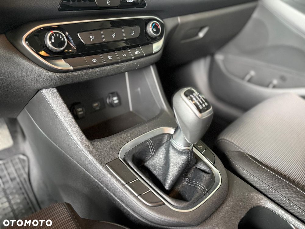 Hyundai i30 1.0 T-GDI Modern - 11