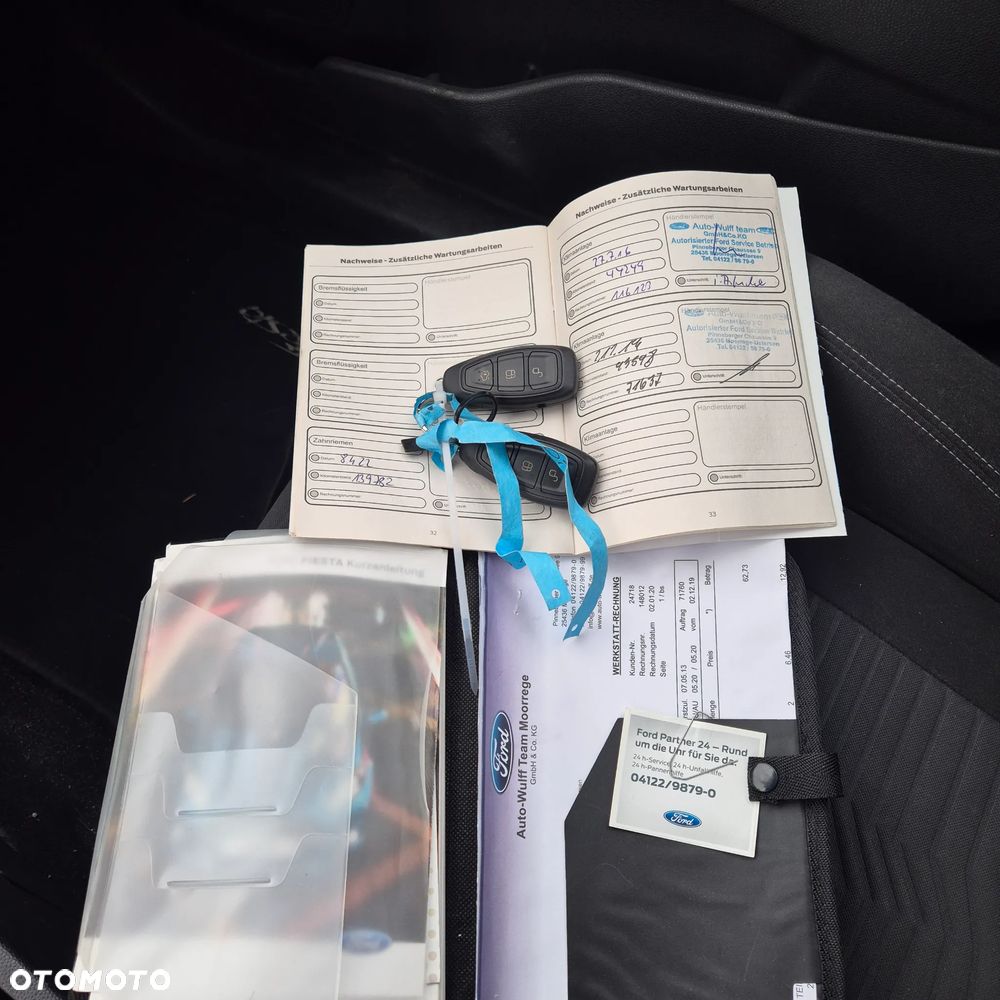 Ford Fiesta 1.6 TDCI SYNC Edition - 17