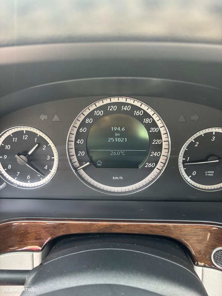 Mercedes-Benz E 220 CDi Classic BE - 8