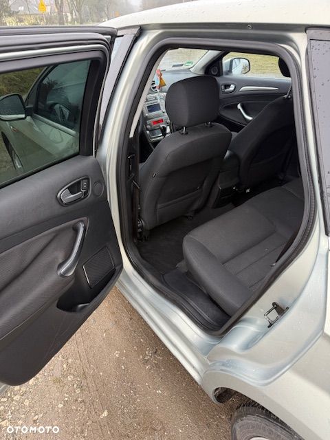 Ford Mondeo 2.0 TDCi Business Edition - 11