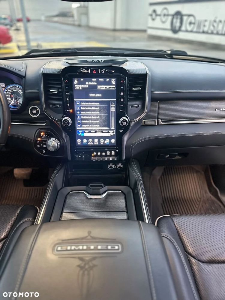Dodge RAM 5.7 4x4 - 23