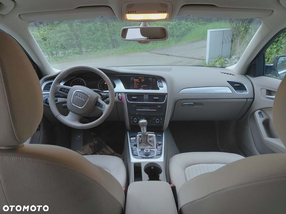 Audi A4 Limousine 1.8 TFSI quattro Attraction - 6