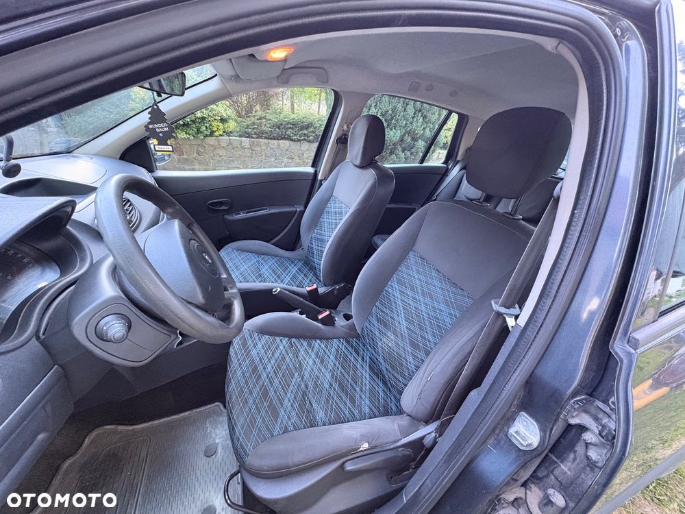 Renault Clio - 6