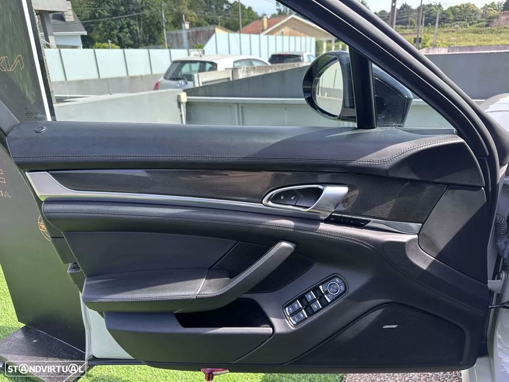 Porsche Panamera S E-Hybrid - 28