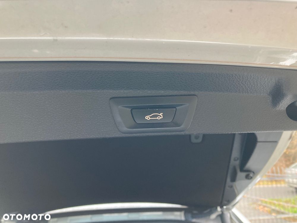 BMW Seria 4 418d Gran Coupe Sport Line - 17