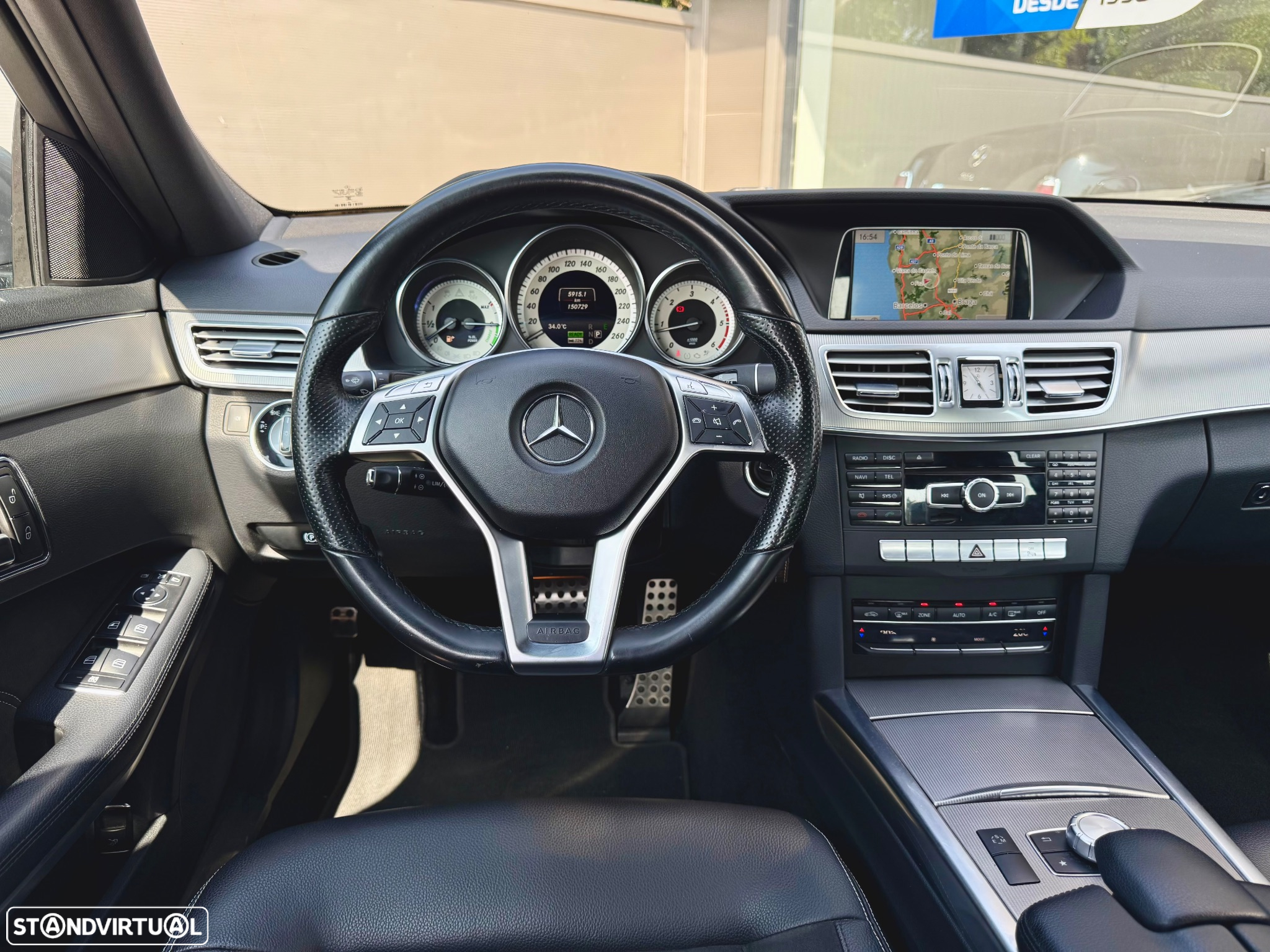 Mercedes-Benz E 300 Bluetec Hybrid Avantgarde - 11