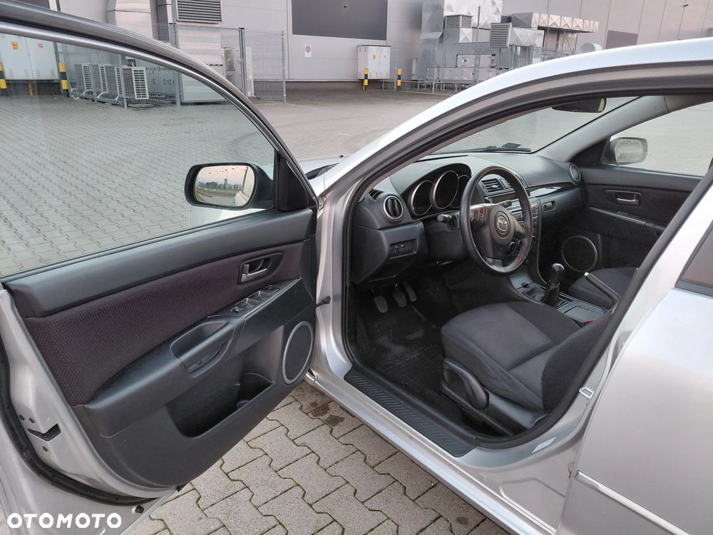 Mazda 3 1.6 Sport Active - 10