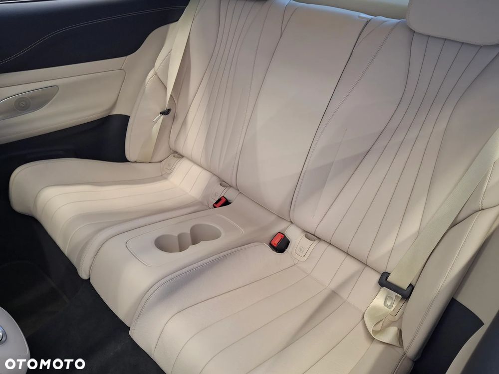 Mercedes-Benz Klasa E 220 d 4-Matic AMG - 24