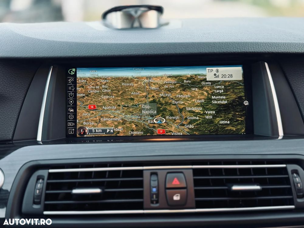 BMW Seria 5 520d xDrive Aut. - 28