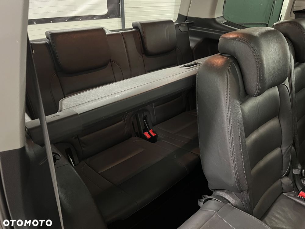 Volkswagen Touran 1.6 TDI DPF BlueMotion Technology Highline - 27