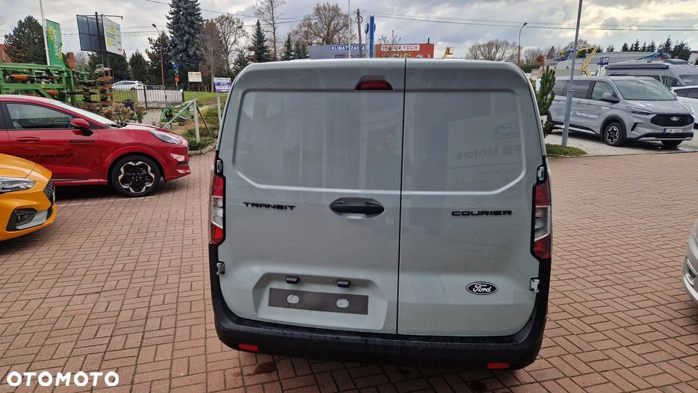 Ford Nowy Courier - 6