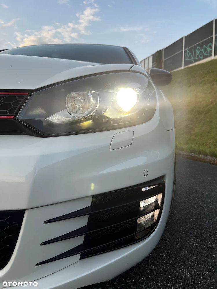 Volkswagen Golf 2.0 TSI GTI DSG - 16