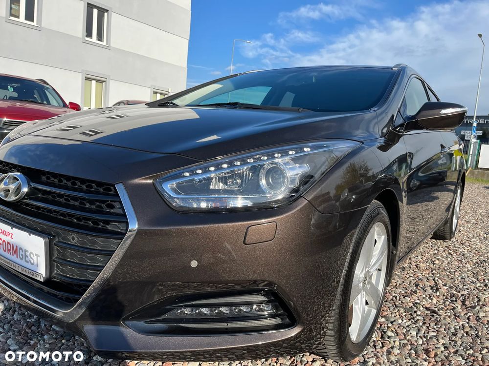 Hyundai i40 Kombi 2.0 Automatik Family+ - 10