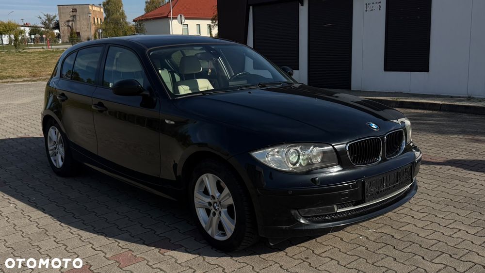 BMW Seria 1 - 21