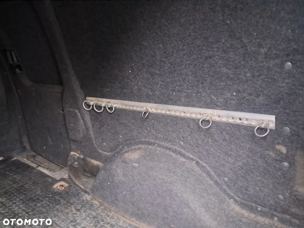 Volkswagen CADDY - 24