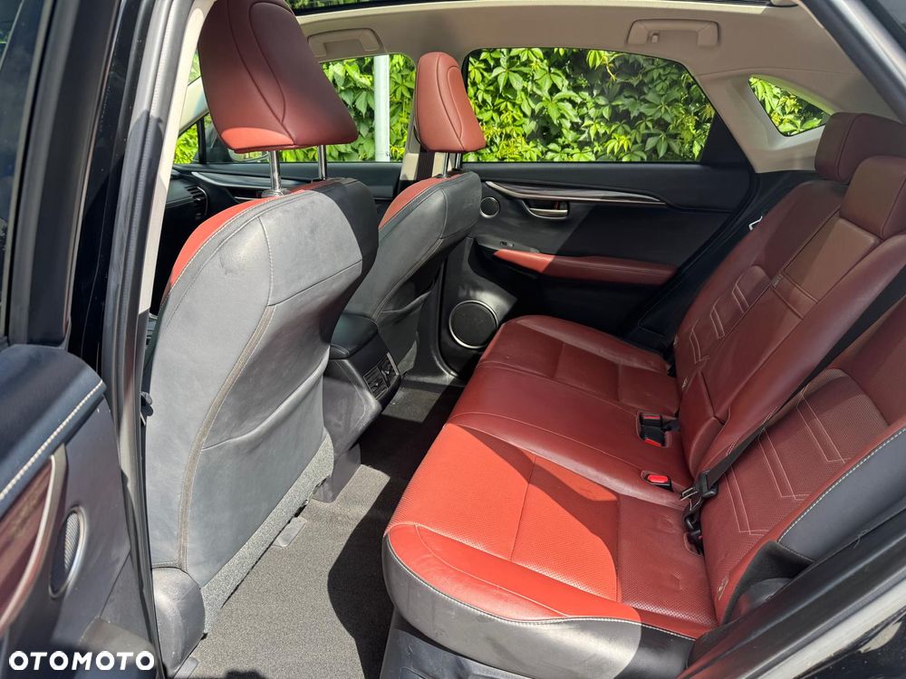 Lexus NX 300h Prestige AWD - 9