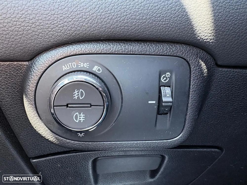 Opel Zafira 1.6 CDTi Dynamic S/S - 36