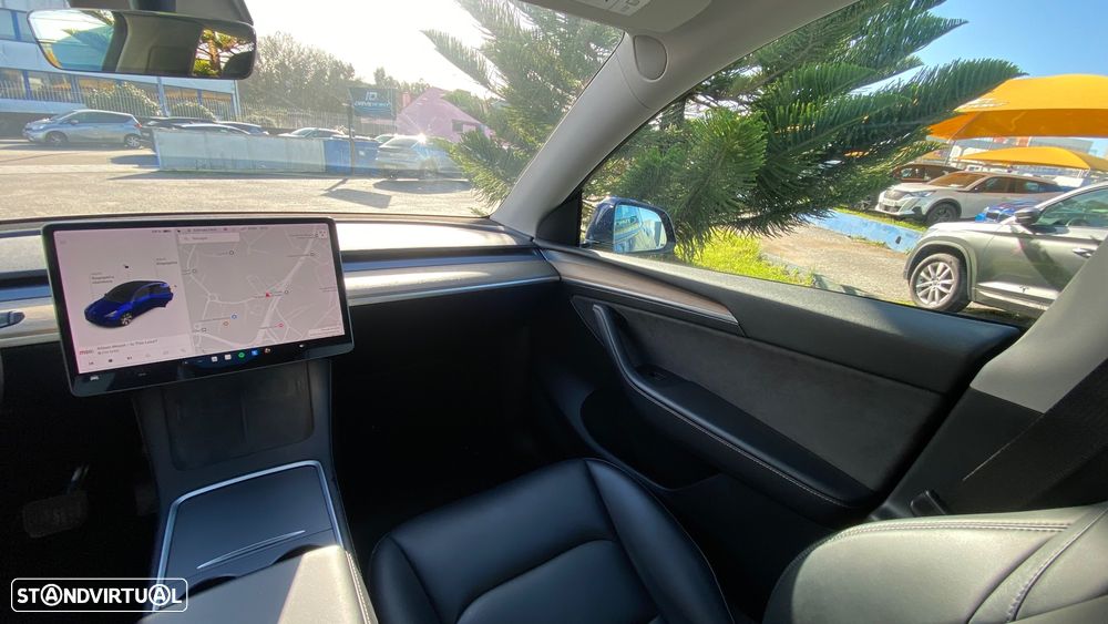 Tesla Model Y Long Range Tração Integral - 31