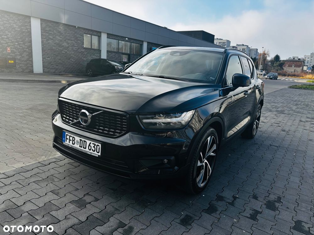 Volvo XC 40 D4 AWD Geartronic R-Design - 2